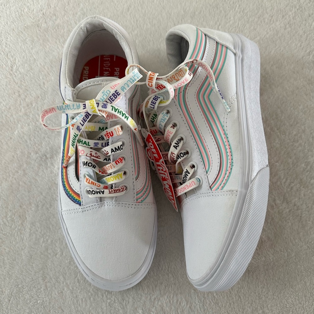 Vans Old Skool Pride Sneakers - Picture 2 of 13